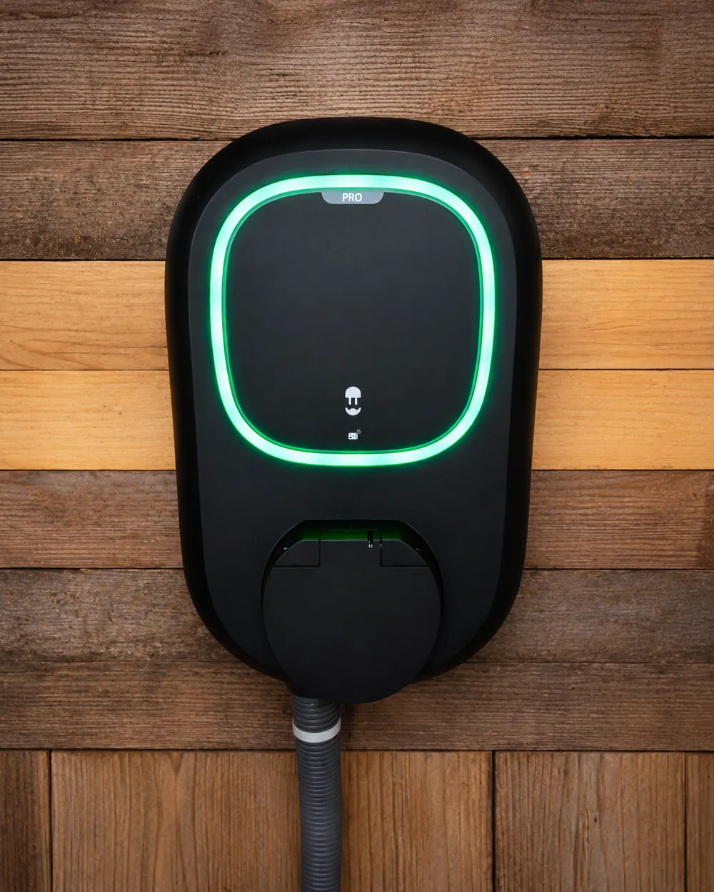 Installer une borne de recharge à domicile : puissance, prix et prime ADVENIR